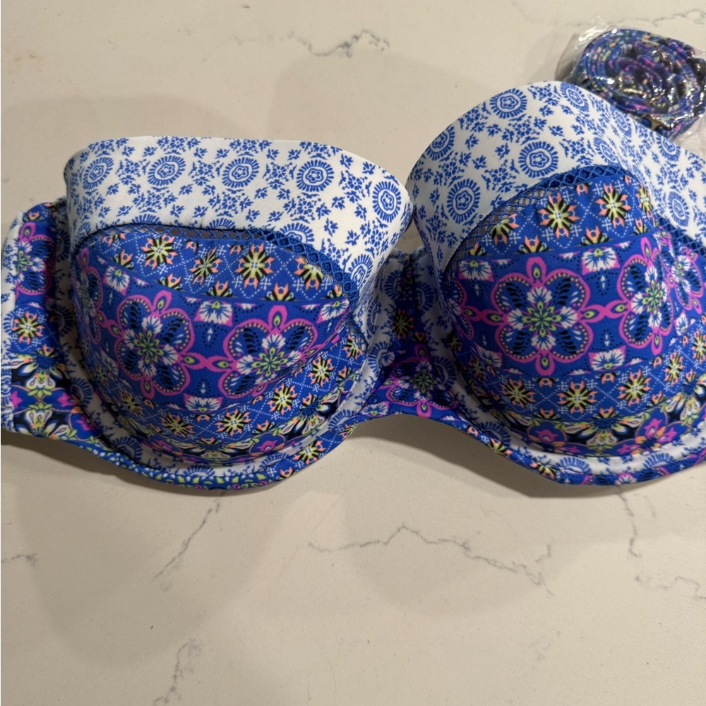 Shade & Shore Strapless Bandeau Binkini Top- Blue & White